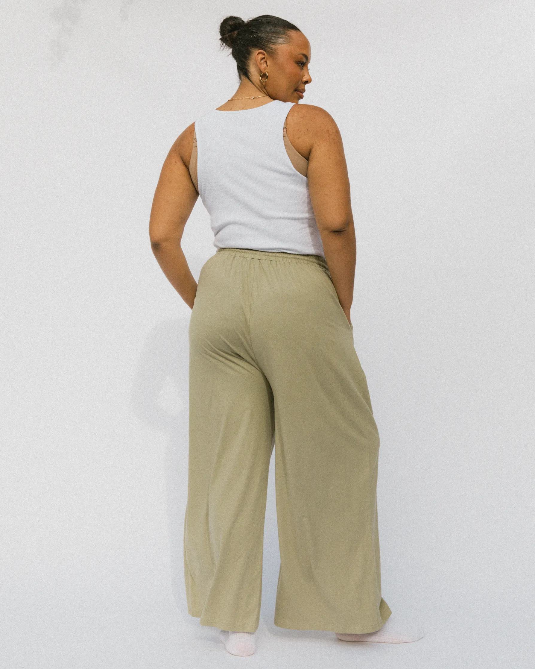 Essentials Pants | Khaki