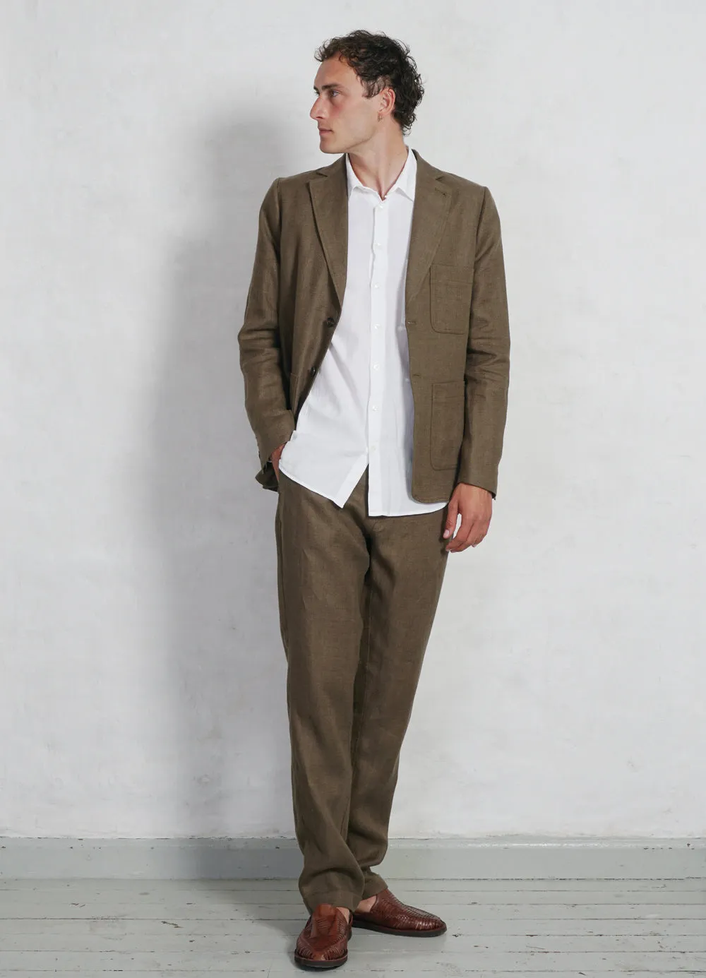 FINN | Regular Fit Trousers | Khaki Linen